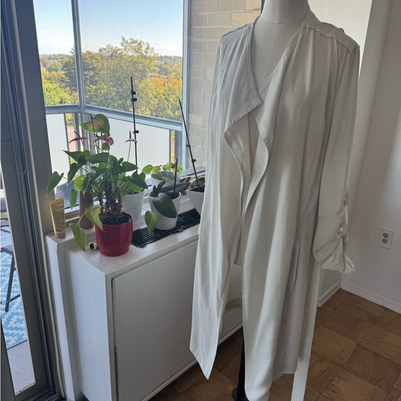 Elegant White Women's Duster Jacket - Picture 1 of 4